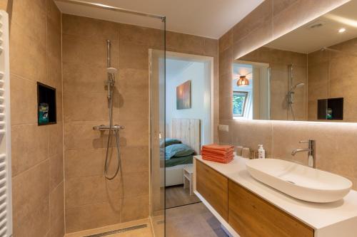 Beautifully located dune villa near Noordwijk beach in Verspreide huizen Langeveld