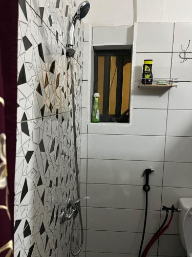 샤워실, Chambre d'hôte Azur Chirongui (Chambre d'hote Azur Chirongui) in 시롱기