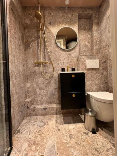 Central & Modern 2BR Apt, 4min Subway to Oslo City, Oslo (foto 6)