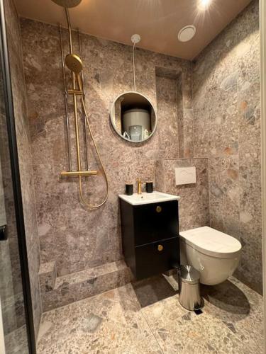 Central & Modern 2BR Apt, 4min Subway to Oslo City, Oslo (foto 10)