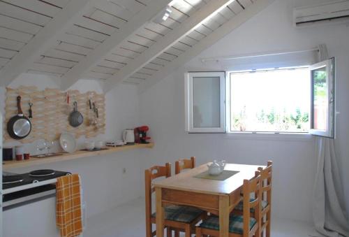 Katelios Farm House Loft