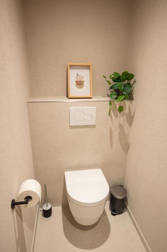 Bathroom, MainApartment in Wipfeld