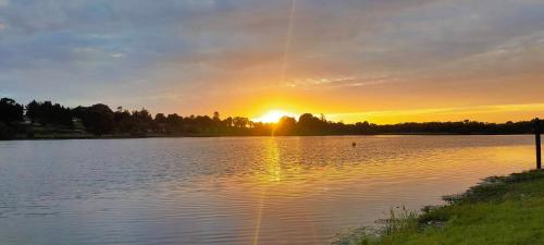 Okolí, Rynn Haven - Enchanting Townhouse Lough Rynn in Mohill