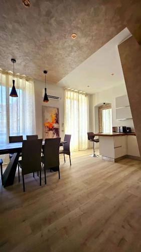 Vanity House