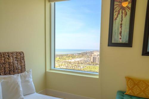 Beachfront 3 Bedroom Condo - image 11