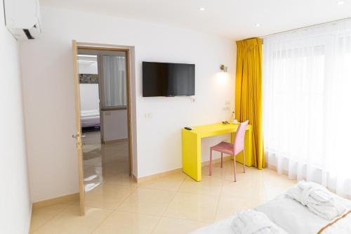 Christina Hotel - image 11