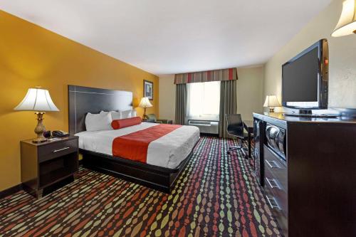 Best Western Greentree Inn & Suites - image 14