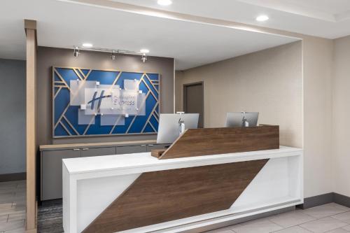 Holiday Inn Express Sacramento Cal Expo By IHG - 숙소 외관