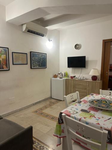 Casa di fronte la Cattedrale, Palermo (fotografie 5)