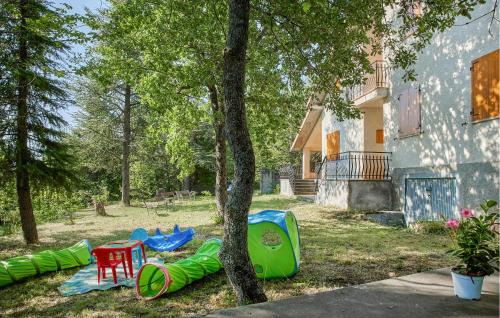 外部景觀, Awesome Home In Cerqueto Di Civitella in 奇維泰拉德爾特龍托