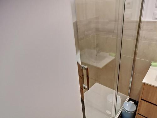 Apartment image 10
