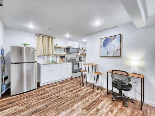 Hidden Gem 8 min to Downtown Close to UH, Night Life, NRG in Houston, USA