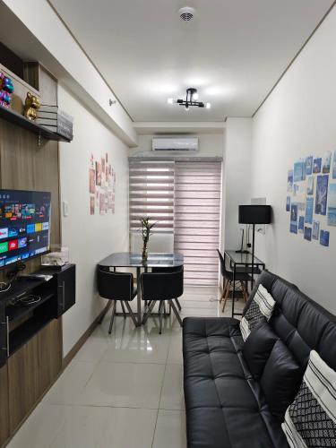 Cozy Easy Escape, Manille