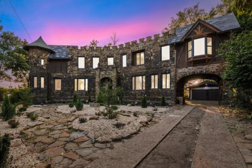 Enchanted Castle - Your Royal Getaway Awaits, Cleveland