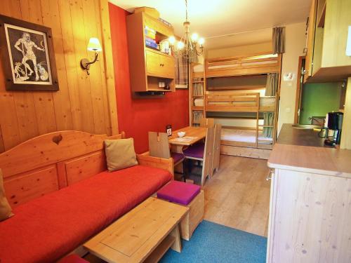 кухня, RisoulSki Antares - Piscine et Sauna in Ризул