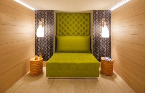 スイス ワイン バイ ファスビント