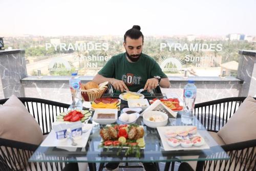 Pyramids Sunshine View