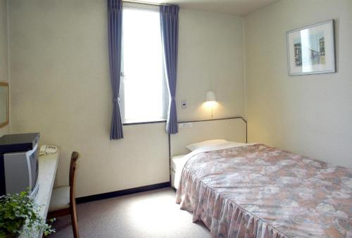 Business Hotel Prince Set in a prime location of Takamatsu, Business Hotel Prince puts everything the city has to offer just outside your doorstep. The hotel has everything you need for a comfortable stay. Dry cleaning, el