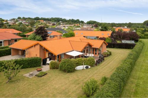 Terraza/balcón, Værelse, bad og toilet i villa in Naestved