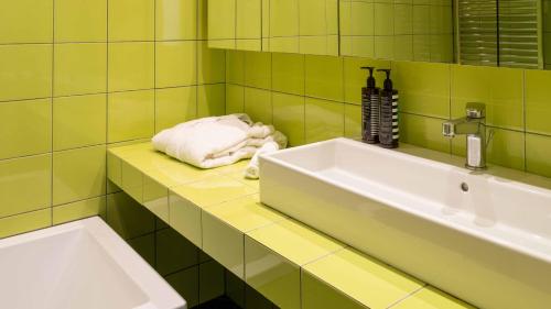 Athens Mosaico Suites & Apartments, Athens (photo 8)