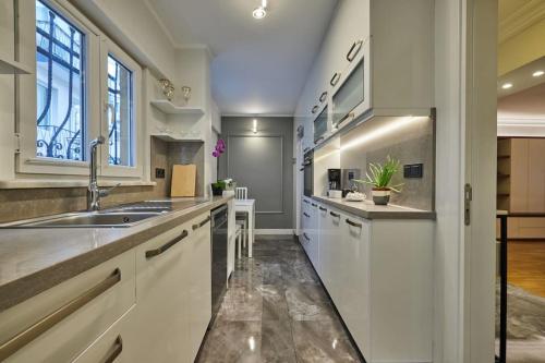 Stunning Apartment in Bebek - Manolya8, Istanbul (photo 9)