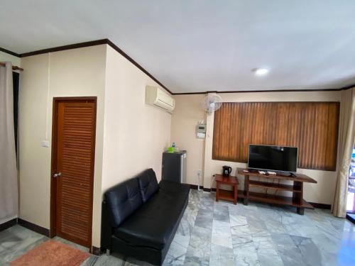 หาดทรายขาวรีสอร์ท หาดทรายขาวรีสอร์ท