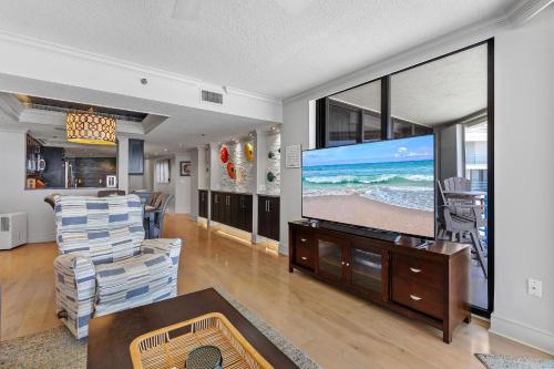 Ebb Tide 702 in New Smyrna Beach, USA