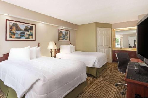 Baymont by Wyndham Tullahoma in Tullahoma, USA