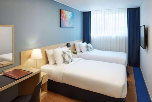 Deluxe Twin Room - Non Smoking