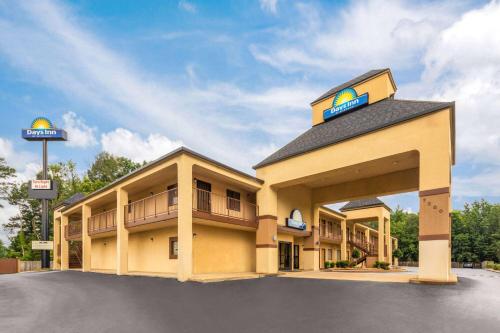 Days Inn by Wyndham North Little Rock Maumelle - image 7