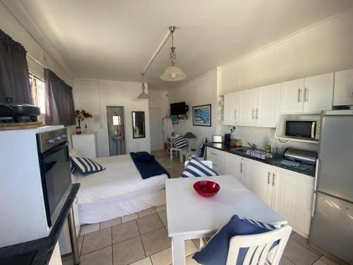 Au Plais De Langebaan at Palm Tree Villa