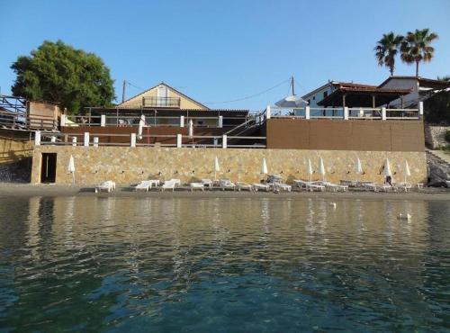Vila Mare laganas – khách sạn tại Agios Sostis