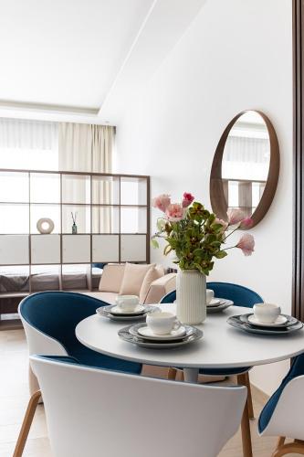 Spacious Studio MeDoRe Tower, Dubai