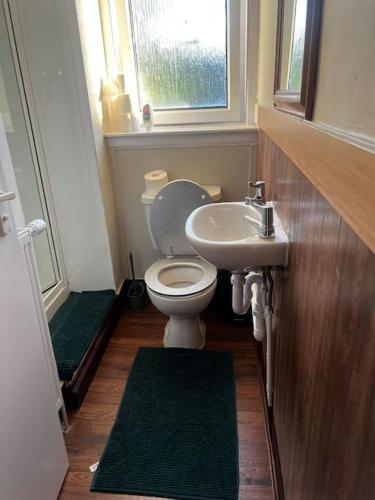 One Bedroom Apartment in Gorgie with new central heating system, Edimburgo (foto 5)