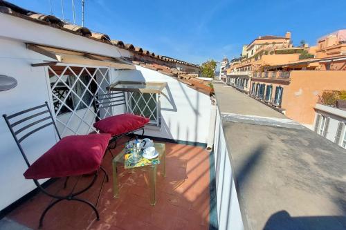 Lovely Apartment Via Sistina - image 9