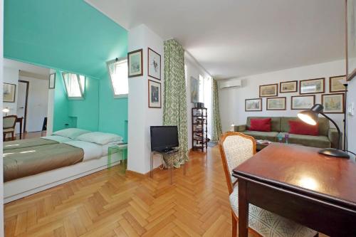 Lovely Apartment Via Sistina, Rom (Foto 9)
