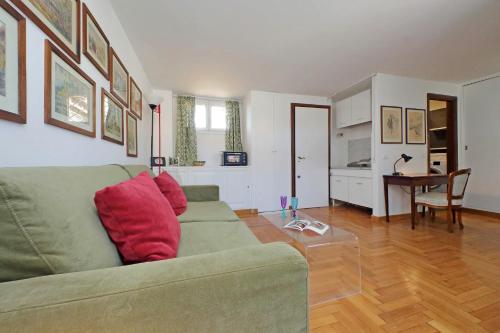 Lovely Apartment Via Sistina, Rom (Foto 7)