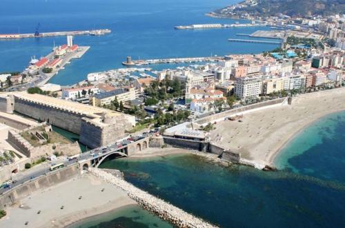 Strand, Marina Vista Puerto in Ceuta