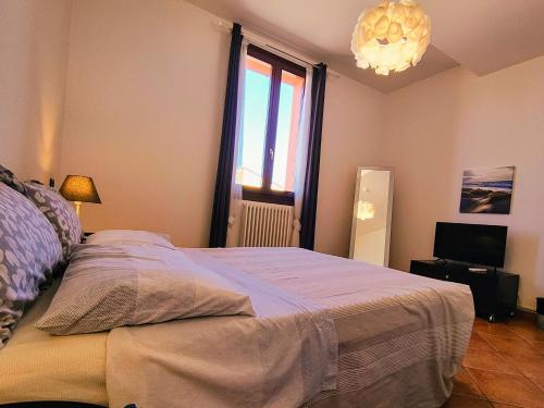 Double Room with Private Bathroom image 4