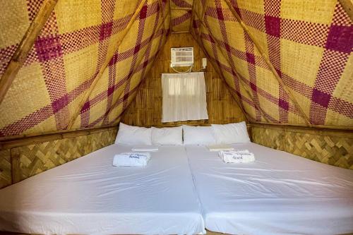 2 double beds