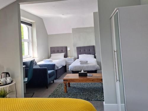 No 27 Chapel Street Guest House 4