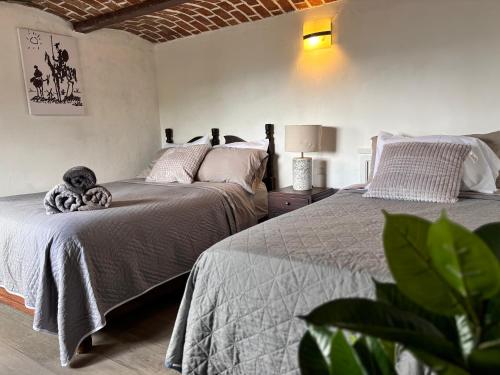 Cabaña en Tapalpa Morada de Cervantes Bungalow Clavileño in Tapalpa, Mexico