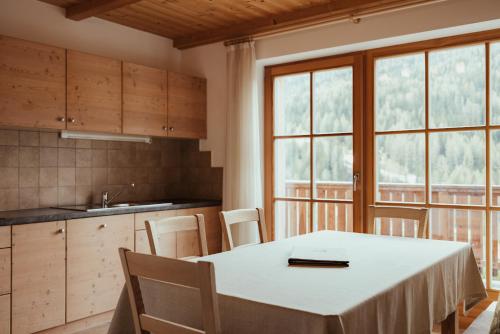 Chalet La Flu Apartments - image 12