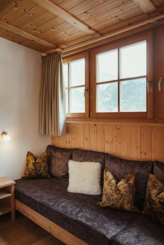 Chalet La Flu Apartments - image 11