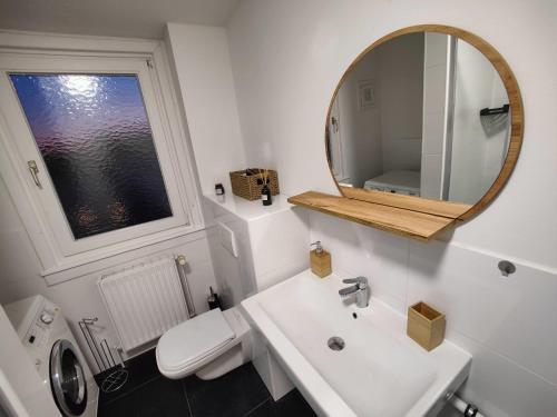 Fürdőszoba, Bliss - 2 Schlafzimmer, Boho, Netflix, Arbeitsplatz in Wiesbaden