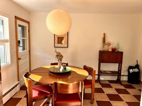 The Mod Cabin in Woodstock (NY)