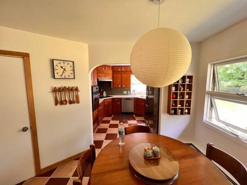 The Mod Cabin in Bearsville, USA