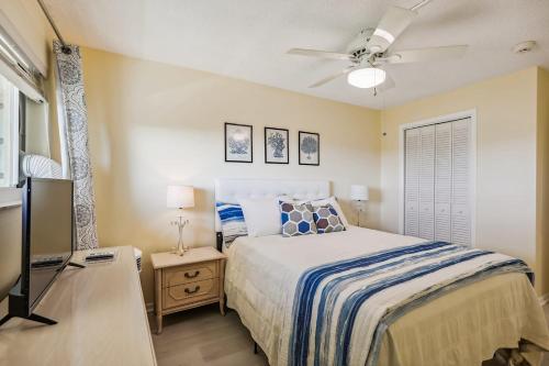 Coastal Retreat Your Luxe Beach Haven Awaits in Coquina Gables, USA
