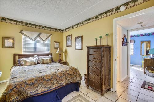 Coastal Bliss Sea Proximity & Free Tickets in St. Augustine, USA
