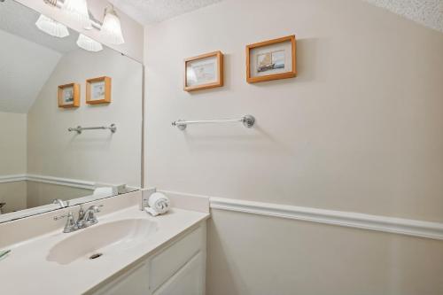 Oceanfront 3BR Condo with Amenities in St. Augustine, USA
